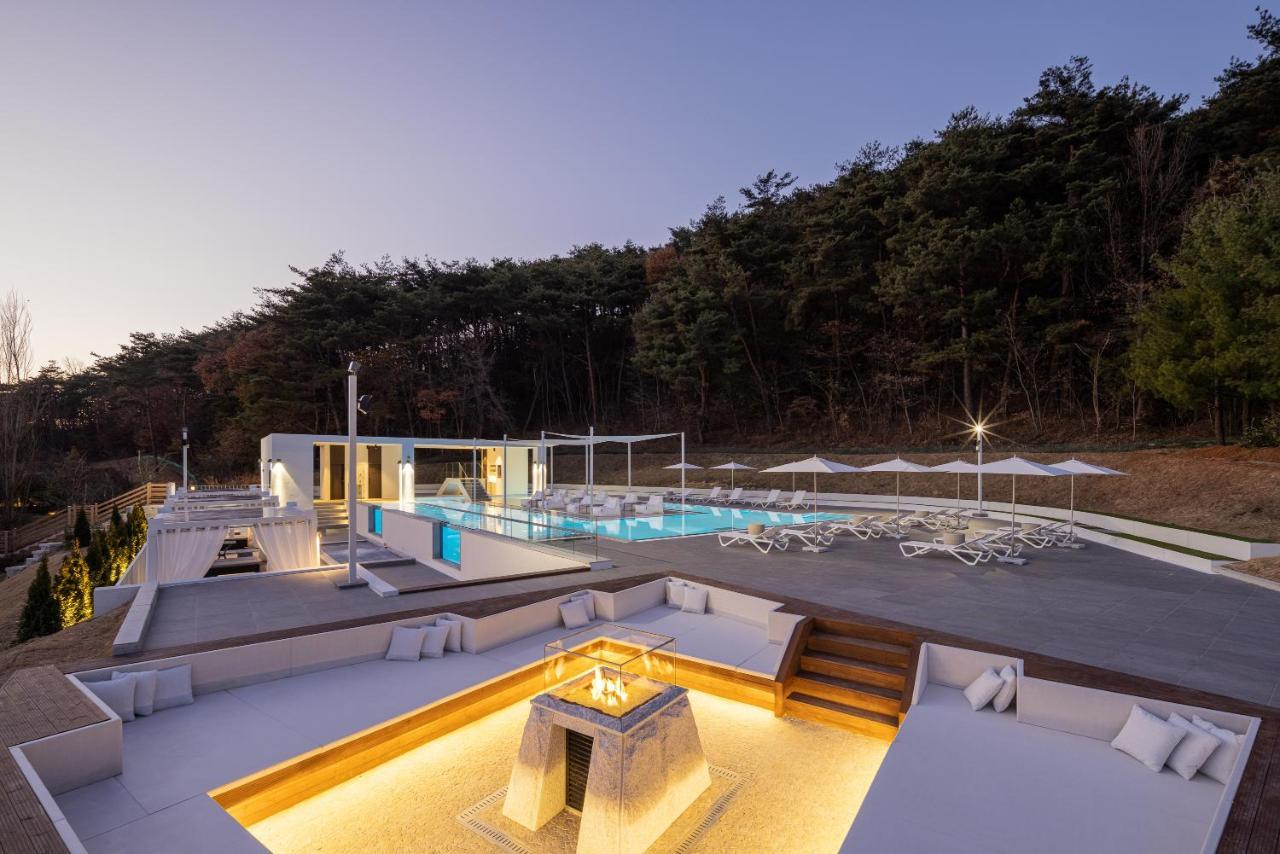 The Suites Hotel Namwon Экстерьер фото